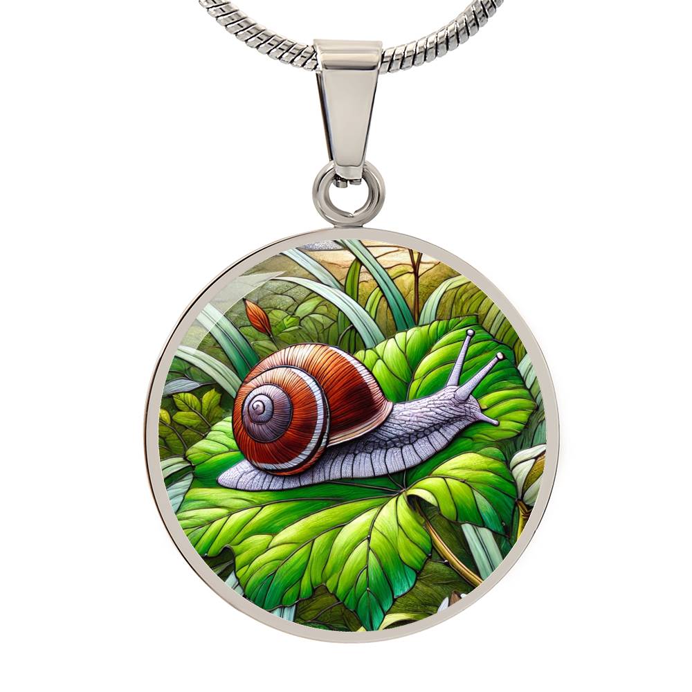 The Snail Circle Pendant Necklace