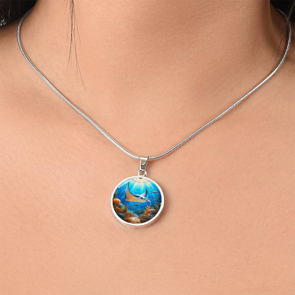 The Manta Ray Circle Pendant Necklace