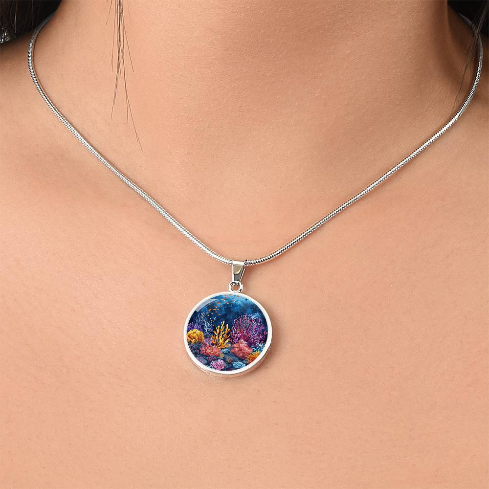 The Reef Circle Pendant Necklace