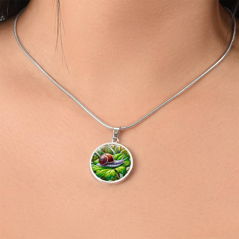 The Snail Circle Pendant Necklace