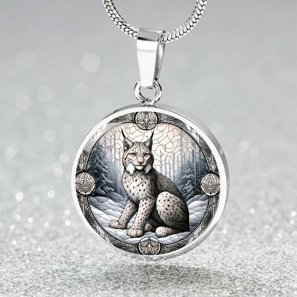 The Lynx Circle Pendant Necklace