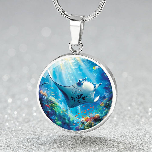 The Reef Manta Ray Circle Pendant Necklace