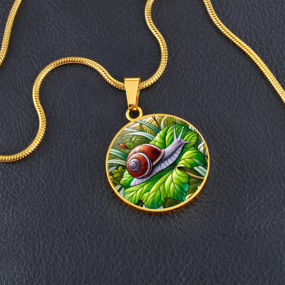 The Snail Circle Pendant Necklace